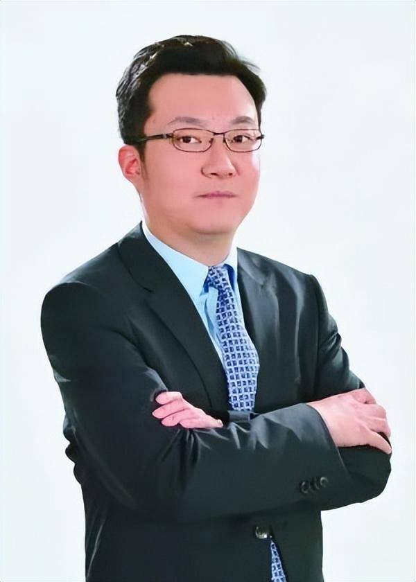 华夏新锦绣基金好不好？近一年收益44%？A、C收益判若两基<strong></p>
<p>华夏基金官网</strong>！