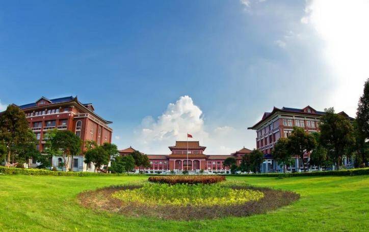 南方医科大学就业怎么样？就业数据大揭秘<strong></p>
<p>南方大数据</strong>！