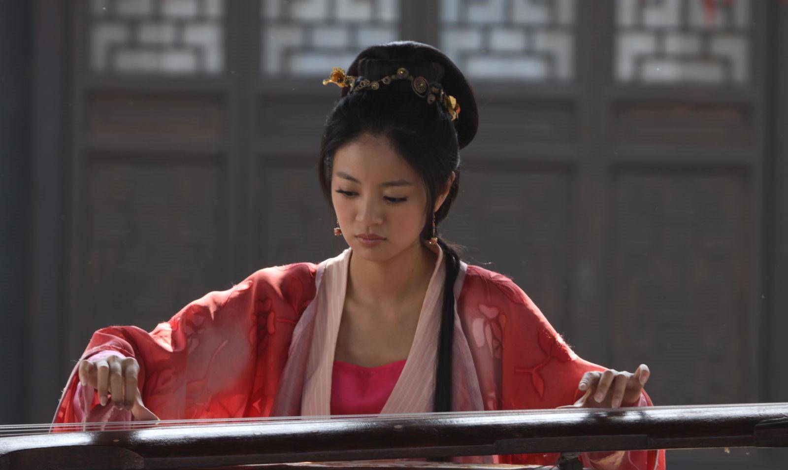 古代“青楼”是正规场所<strong></p>
<p>虚拟币如何换成人民币</strong>？逛一次要多少银子？换成人民币是多少？