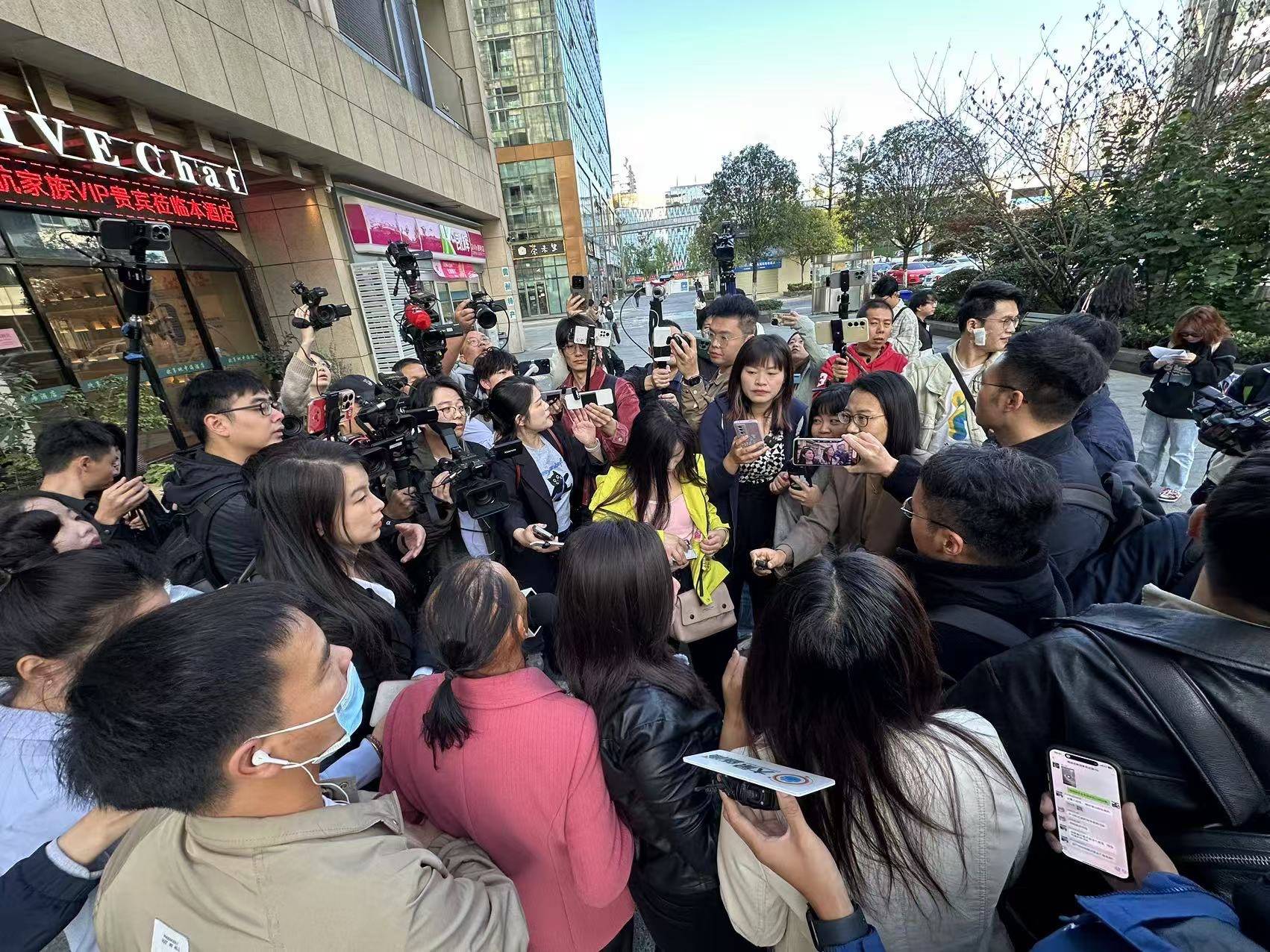 死刑！余华英拐卖儿童案重审宣判<strong></p>
<p>虚拟币价值网址</strong>，其当庭表示上诉