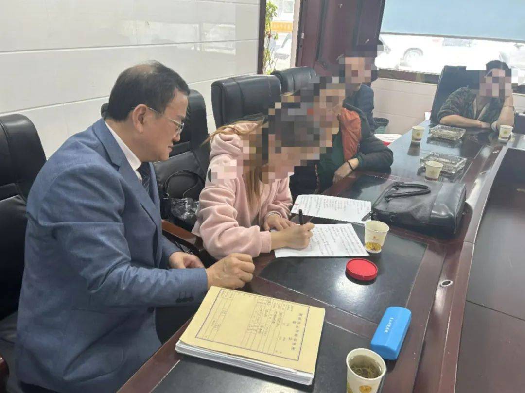 湖南湘西：同居一年后分手<strong></p>
<p>虚拟币交易平台打工</strong>，16万元彩礼怎么退？法院这样做