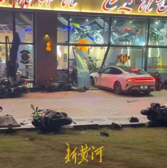 小米SU7车主持刀伤人致死<strong></p>
<p>虚拟币交易平台打工</strong>，多次骂人拱火挑衅者要担责吗？律师分析