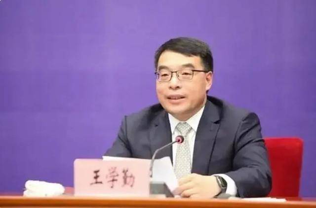 卸任市委书记3天后<strong></p>
<p>虚拟币WSC</strong>，55岁的他任省政府党组成员！