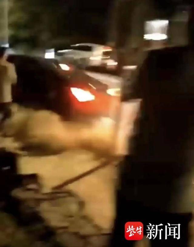 江苏苏州一男子炫车技失控撞上烧烤摊<strong></p>
<p>虚拟币app源代码</strong>！二审宣判
