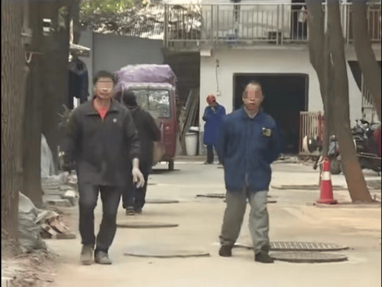 长沙一小区变“井”区：9栋楼井盖多达170个<strong></p>
<p>虚拟币推广任务</strong>，施工方称地下管网复杂只能加井