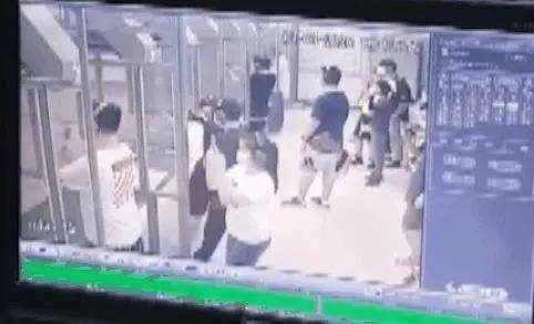 湖南17岁高中生在射击场中枪身亡<strong></p>
<p>赠送客户虚拟币</strong>！射击运动真的安全吗？丨轻武专栏