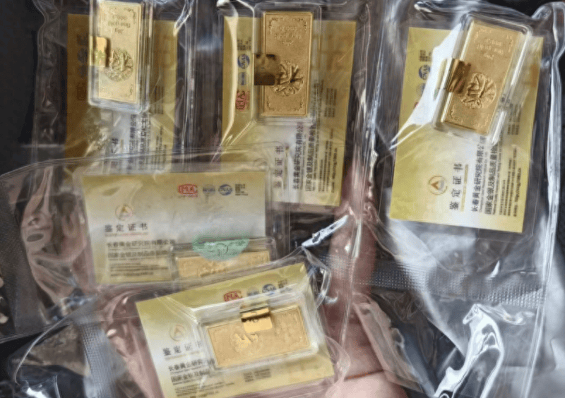 90、00后炒股：用大模型选股<strong></p>
<p>赠送客户虚拟币</strong>，不赚钱也不想离开