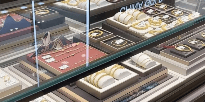 重回“6”字头<strong></p>
<p>赠送客户虚拟币</strong>！济南多家门店价格一夜下跌！