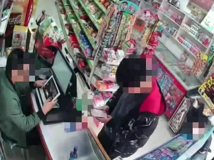 男子一时想不开<strong></p>
<p>虚拟币提现人民币</strong>，服下头孢配白酒！40分钟后……