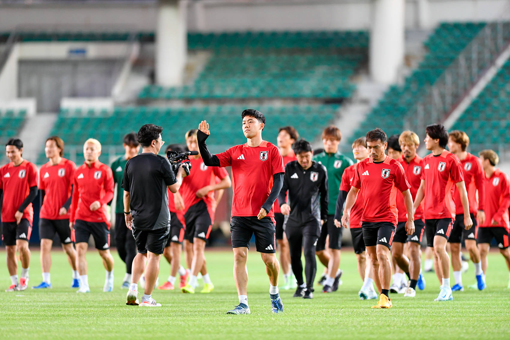 日本球员点评国足：主客场实力差异比较大 <strong></p>
<p>虚拟币提现人民币</strong>他们会燃起斗志