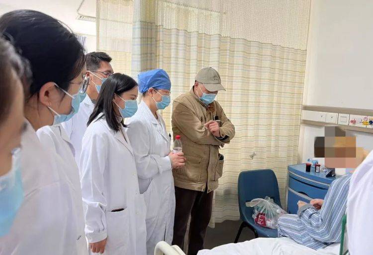 半夜爬到大腿<strong></p>
<p>虚拟币场外交易</strong>！年轻女子体内排出10米长虫：我居然把它养得这么肥