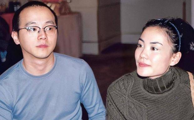 谢霆锋为何不爱年轻漂亮的张柏芝<strong></p>
<p>普通电脑能挖那种虚拟币</strong>，偏偏对55岁王菲，如此痴情？