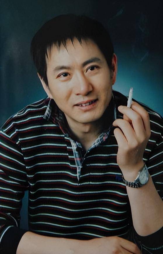 “坏人专业户”姚刚：一生无妻无子<strong></p>
<p>虚拟币全球</strong>，如今53岁在千万豪宅一个人住