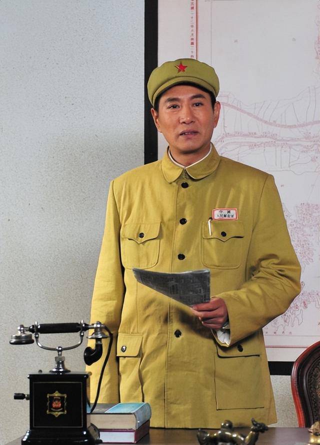 “坏人专业户”姚刚：一生无妻无子<strong></p>
<p>虚拟币全球</strong>，如今53岁在千万豪宅一个人住