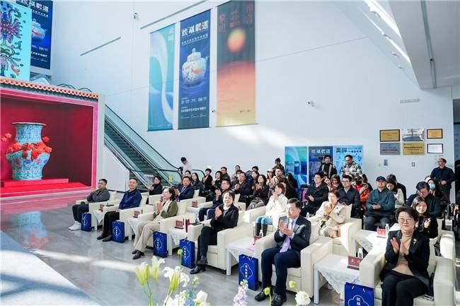 故宫博物院携手苏州湾数字艺术馆<strong></p>
<p>虚拟币流程</strong>，共启“‘纹’以载道——故宫沉浸式数字体验展”