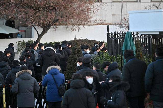 尹锡悦命运迎来转折？11000人聚集总统官邸外<strong></p>
<p>虚拟币新手指南</strong>，在野党棋差一招