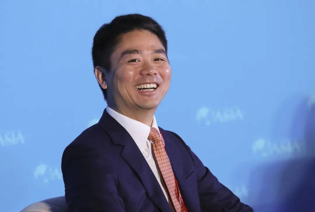 多位老师回应“刘强东发10万现金”<strong></p>
<p>虚拟币新手指南</strong>，师生旧合照曝光