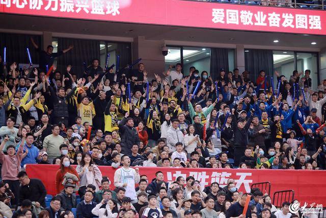 热血沸腾！青岛男篮最后三分钟14-0绝地翻盘<strong></p>
<p>中国监管打击虚拟币</strong>，队史首次单赛季双杀辽宁