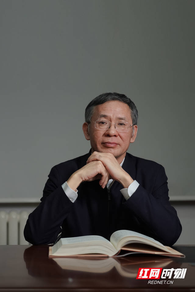 魏后凯：乡村人口减少后未来农业靠谁<strong></p>
<p>cortex发放虚拟币</strong>？丨动能湘对论