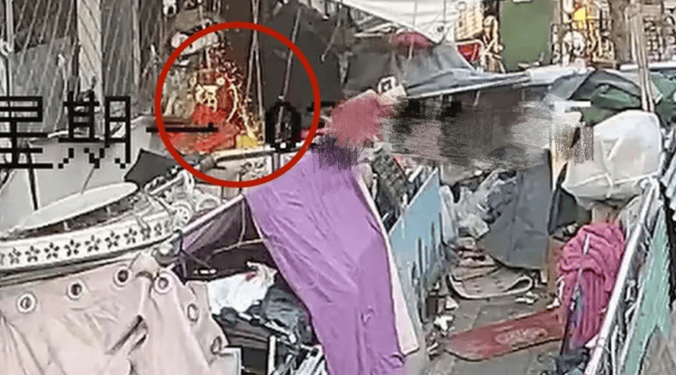 “你们不用管<strong></p>
<p>egcc 虚拟币</strong>，出事我负责”！老人囤废品堵塞逃生路，不幸起火遇难