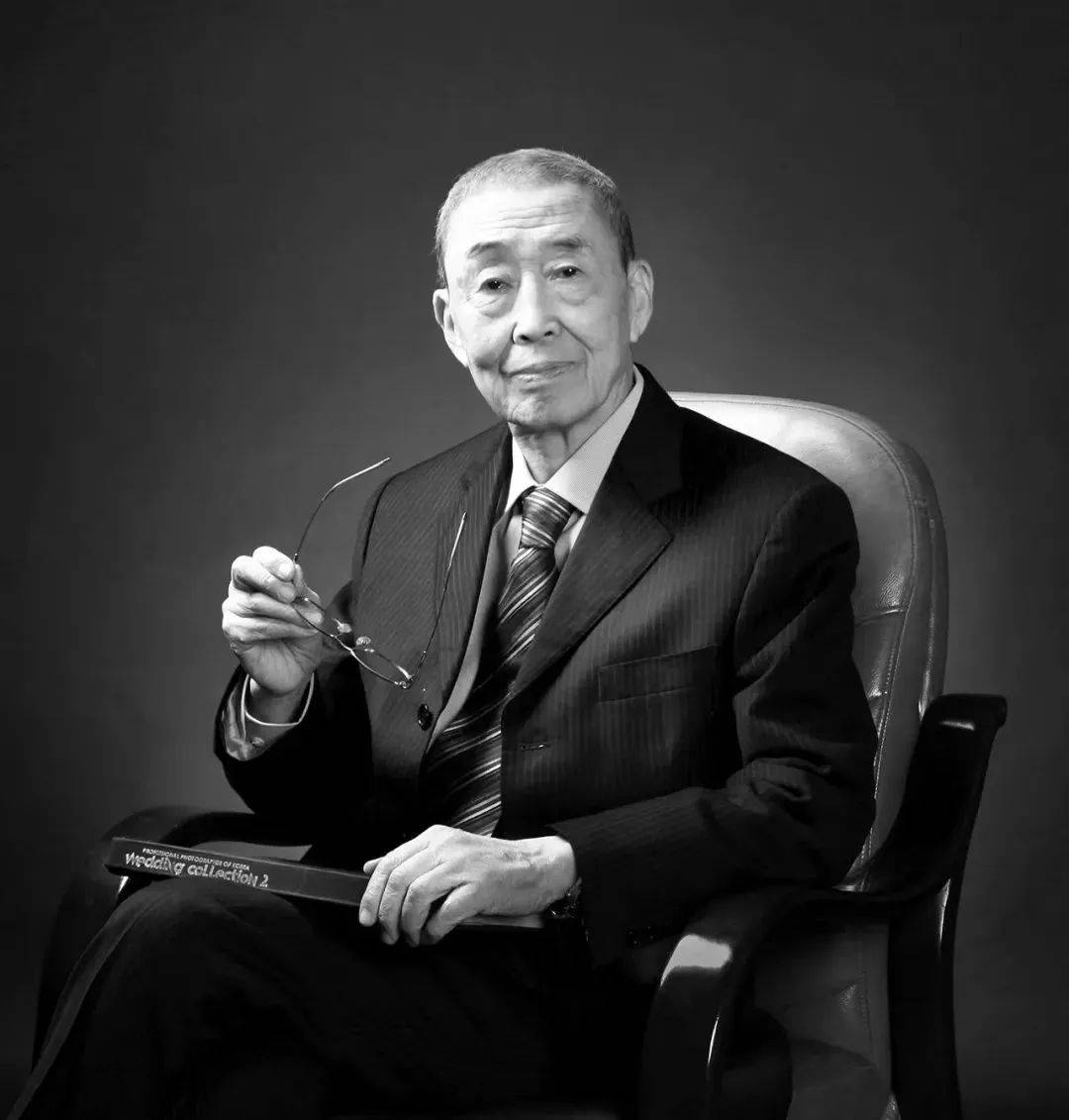 突发讣告<strong></p>
<p>2018虚拟币牛市</strong>！他于19日8时22分去世