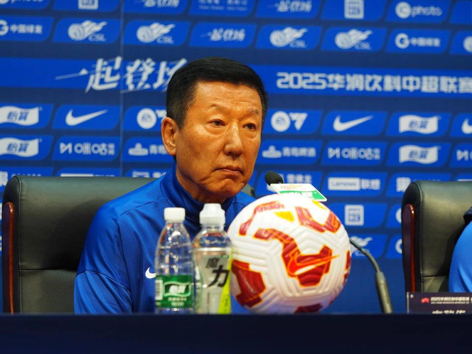 中超|山东泰山与大连英博赛前发布会<strong></p>
<p>共生币虚拟机</strong>，崔康熙感冒痊愈现身会场