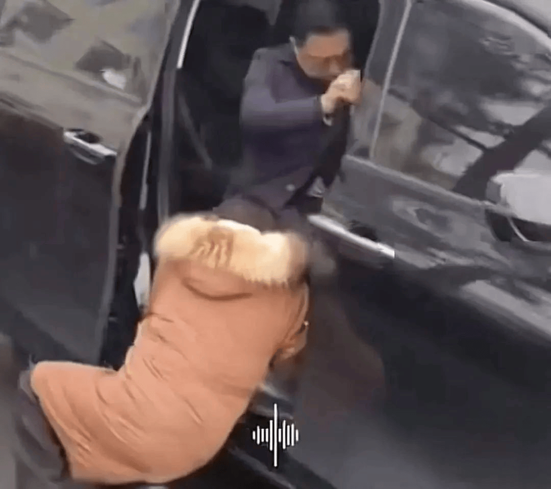 陕西一​县委书记被拦车抱腿？官方披露：吕某某编造传播谣言<strong></p>
<p>kln虚拟币</strong>，已被追究法律责任