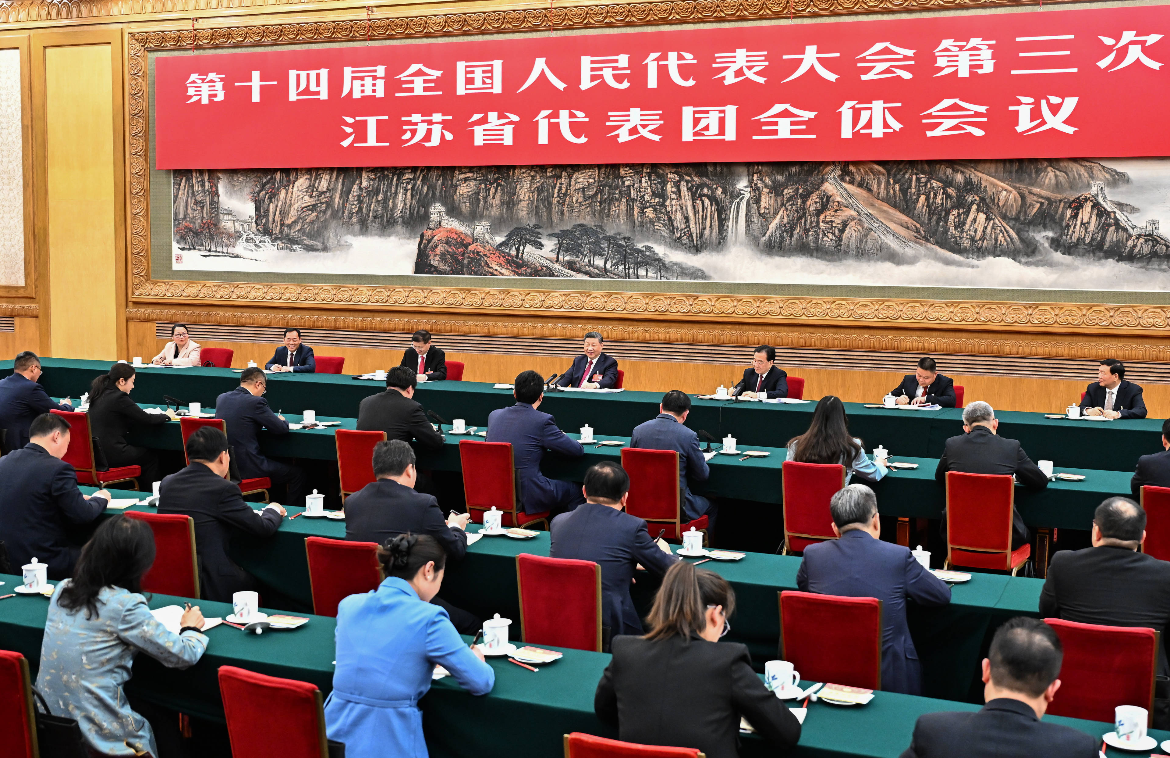一见·总书记为何关注代表委员通道<strong></p>
<p>遨游浏览器虚拟币</strong>？