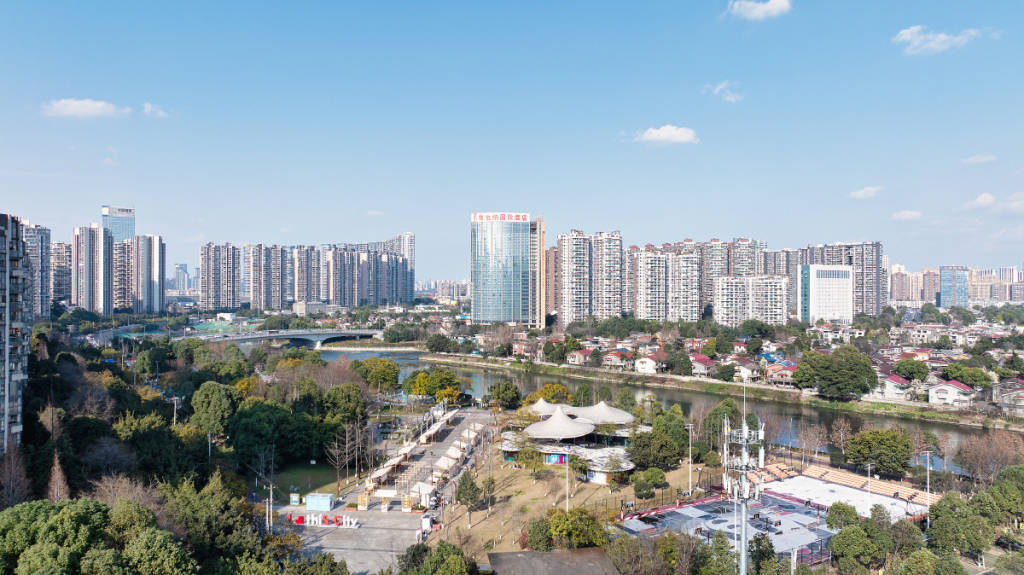 四川：常住人口总量连续两年下滑<strong></p>
<p>各种虚拟币好看</strong>，去年出生人口稍有回升