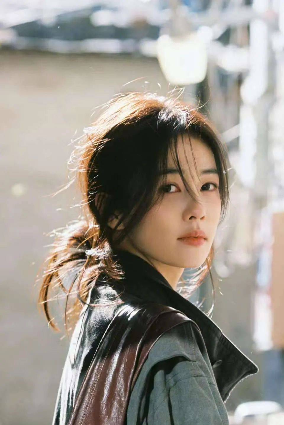 “连小学生都不会犯错的！”知名女星白鹿发文被吐槽<strong></p>
<p>游戏虚拟币交易平台</strong>，老板于正回应