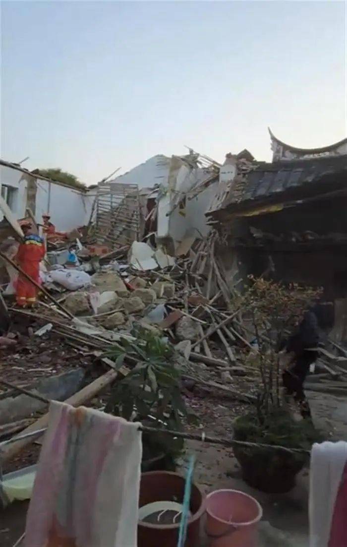 福建一民宅倒塌7人被埋<strong></p>
<p>ecn是什么虚拟币</strong>，亲历者：房龄已超60年