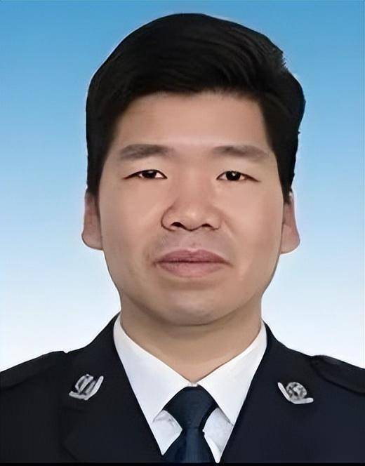 福建4位干部履新<strong></p>
<p>wicc虚拟币价格</strong>，2位升副厅