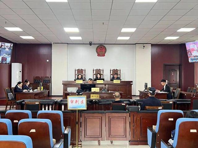 偷偷将村民银行卡与自己微信绑定<strong></p>
<p>虚拟币行情在线</strong>，贵州一村委原副主任盗刷村民低保金获刑