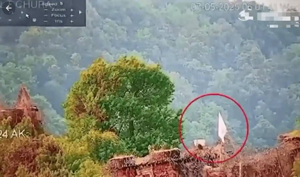 空军被打成6：0后<strong></p>
<p>虚拟币行情在线</strong>，印度陆军又升起了白旗，这是从法国那里学到了高招？