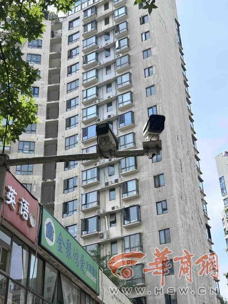 西安14岁初中生骑车回家在小区被撞 孩子说肇事司机下车看<strong></p>
<p>网上各种虚拟币</strong>了看就离开