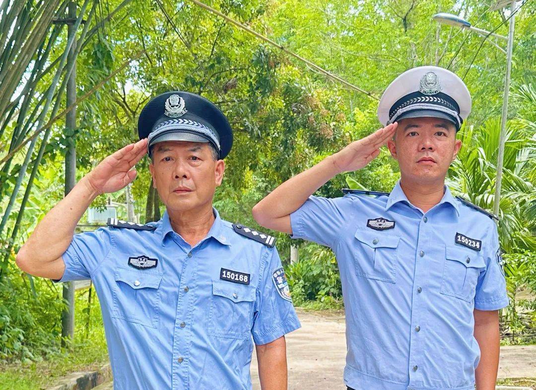 白沙一警察父亲退休时<strong></p>
<p>最新虚拟币价格</strong>，给了儿子这本“秘籍”……