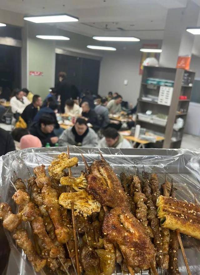 常州一烧烤店花10万赞助苏超<strong></p>
<p>icb虚拟币</strong>，因系唯一个体赞助商爆火，附近商户：之前生意一直好