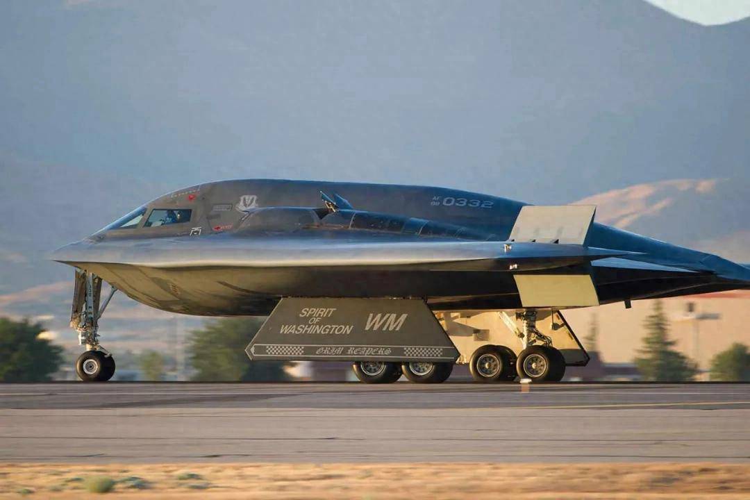 B-2横穿中国轰炸伊朗<strong></p>
<p>上海做虚拟币的公司</strong>，中国雷达没有发现？这是正常人想出来的？