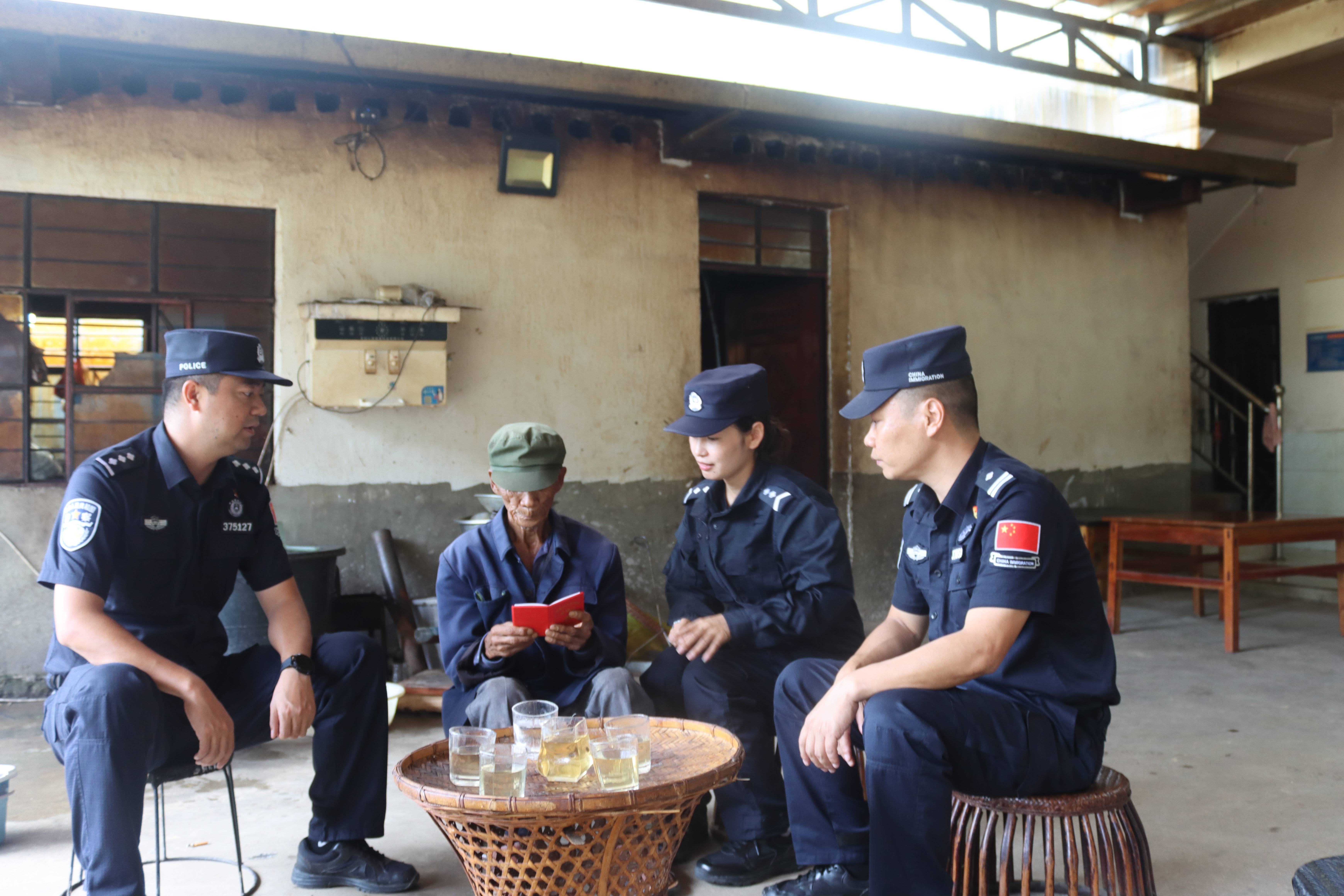 102.13万人次<strong></p>
<p>网上虚拟币交易规则</strong>！勐撒临时执勤点验放进出边境人员突破百万大关！