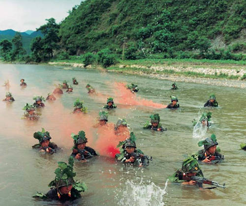 乌军F-16从北约基地出击<strong></p>
<p>ZB虚拟币转币</strong>，踏破俄罗斯红线：俄朝联军将登陆敖德萨