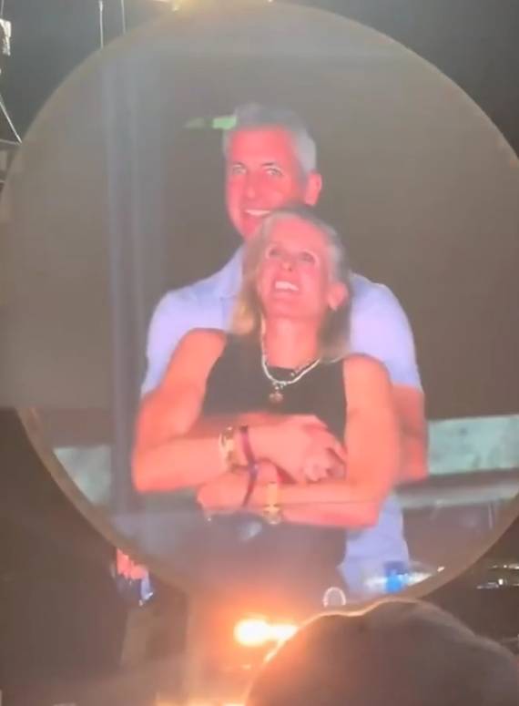 Coldplay演唱会变捉奸现场<strong></p>
<p>虚拟币的线路</strong>！已婚大佬偷情女下属被拍