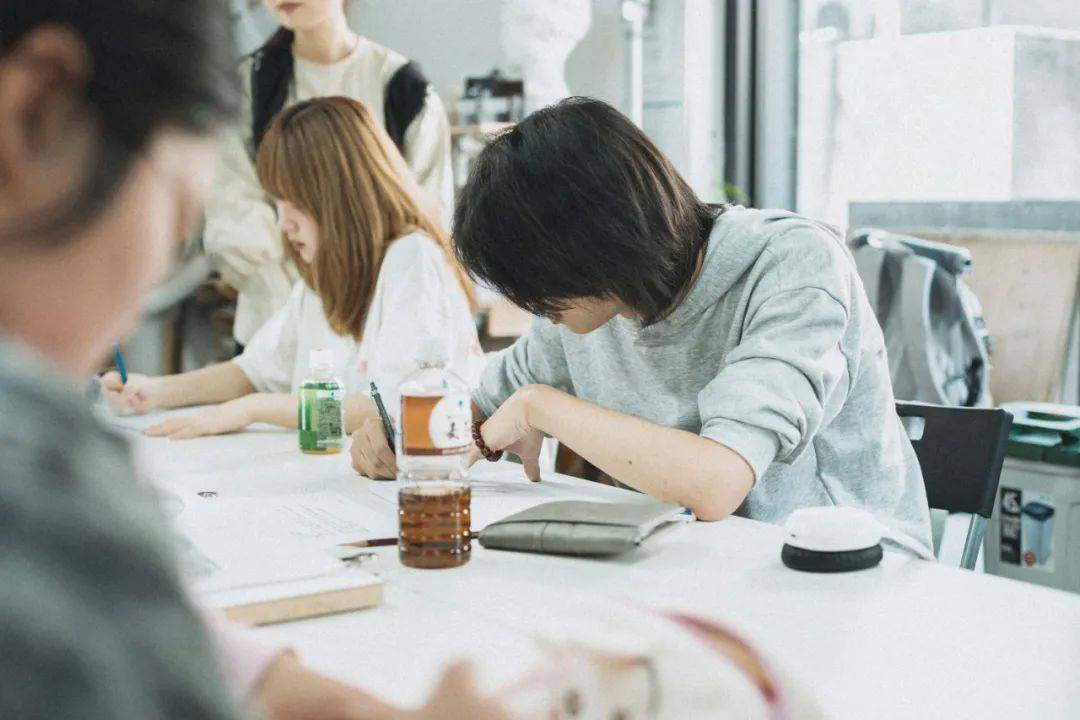 在日本<strong></p>
<p>虚拟币时间</strong>，不婚先从普通人开始