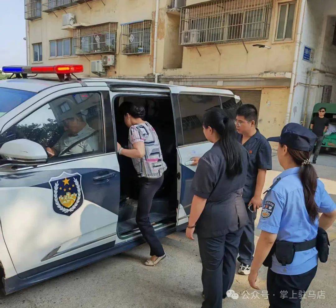 现场画面曝光！河南驻马店出动多名干警<strong></p>
<p>广州虚拟币公司</strong>，多人被带走！