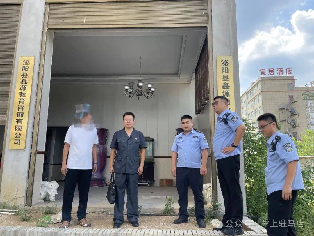 现场画面曝光！河南驻马店出动多名干警<strong></p>
<p>广州虚拟币公司</strong>，多人被带走！