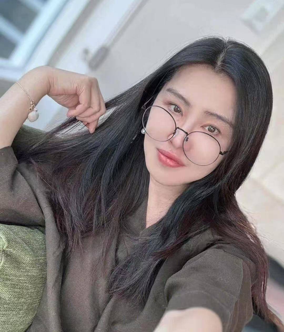 从“白幼瘦”到“气血感”<strong></p>
<p>交易公司</strong>，审美标准终于“健康”了？