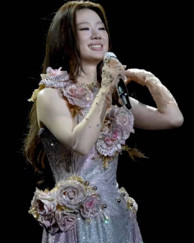 从“白幼瘦”到“气血感”<strong></p>
<p>交易公司</strong>，审美标准终于“健康”了？
