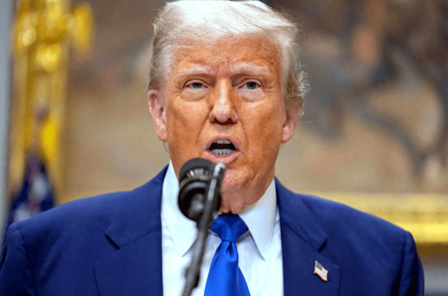 特朗普变招<strong></p>
<p>上海虚拟币培训室</strong>，白宫：8月12日后或恢复24%对华关税？美财长对华打明牌，中方已经划出“红线”