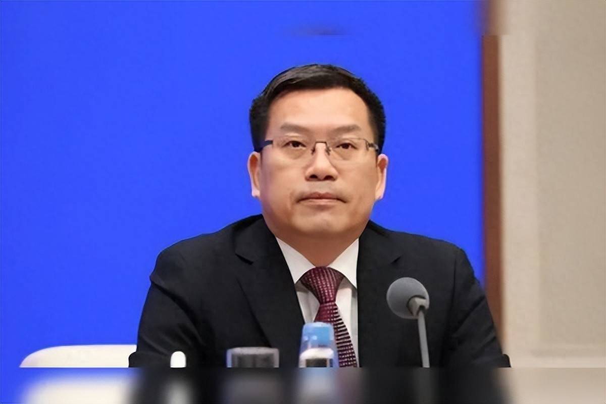 卸任市委书记后<strong></p>
<p>2017年虚拟币升值</strong>，原中候补新职明确！这地同日任命政府“一把手”和公安局局长