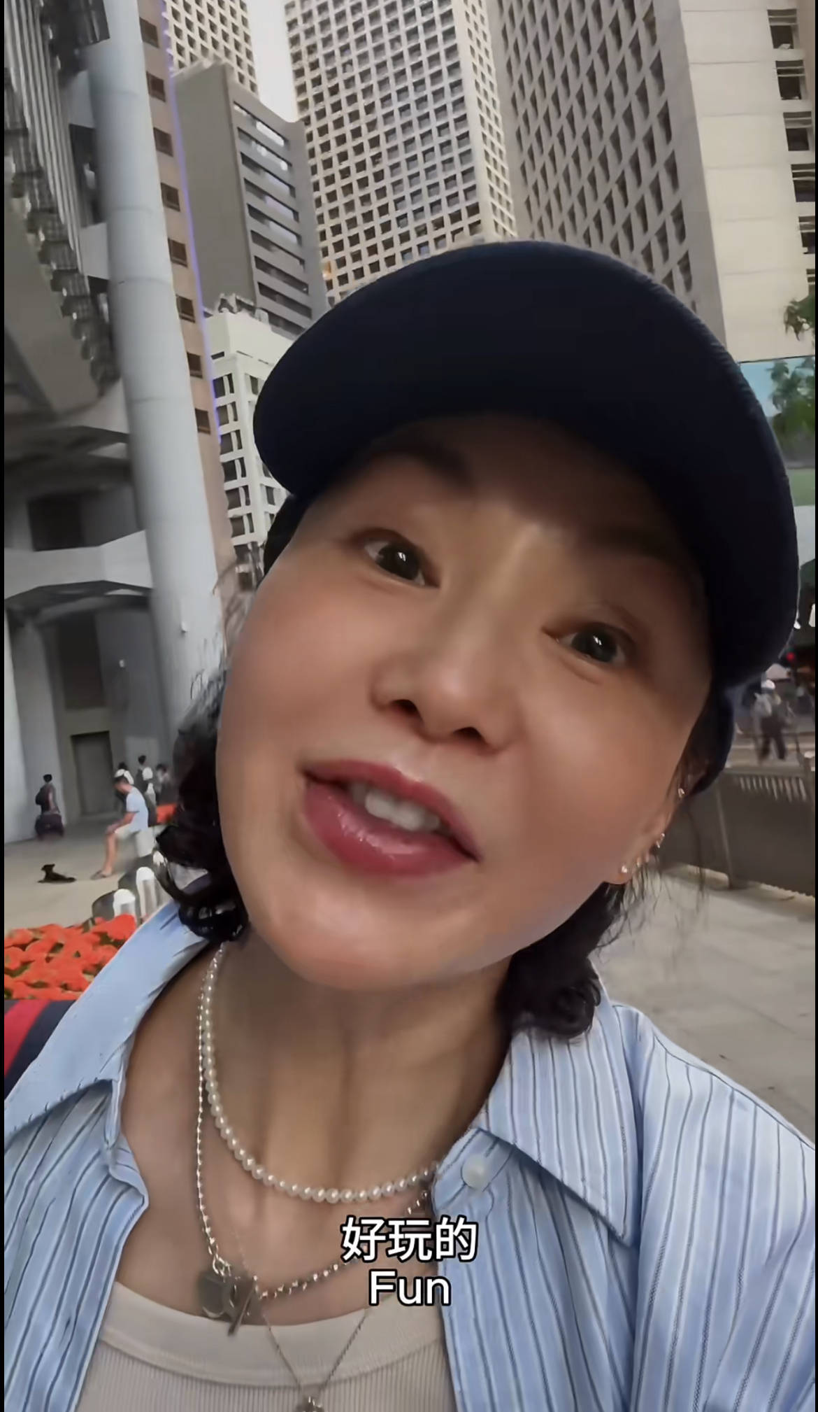 60岁张曼玉突然营业<strong></p>
<p>2017年虚拟币升值</strong>，穿79元T恤配10万珠宝，生活如此鲜活松弛！
