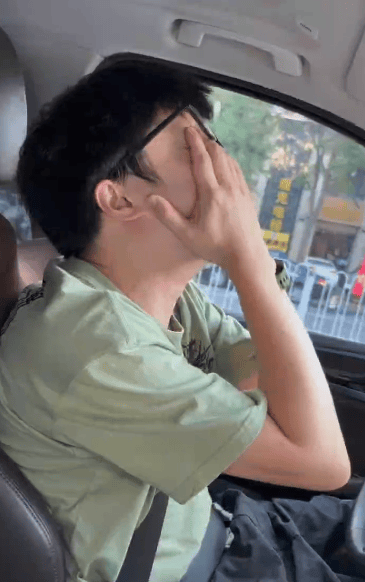 “女儿奴”爸爸接军训女儿电话泪崩<strong></p>
<p>能看虚拟币走势的软件</strong>，“第一次这样分开”，网友：终究是我们离不开孩子